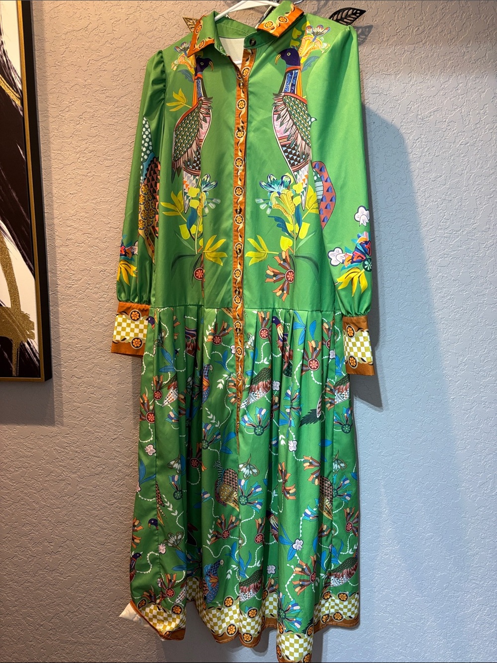 NWOT-Beautiful Green Botanical Print Long Sleeve Pleated Dress